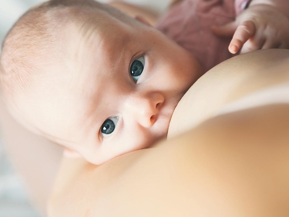 Bảng tính lượng sữa cho trẻ 2 tháng tuổi chuẩn mẹ cần biết 6 lượng sữa cho trẻ 2 tháng tuổi
